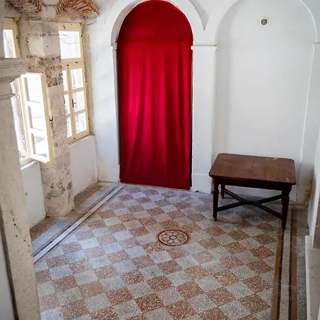 ベッド・アンド・ブレックファスト Laurentius Heritage Luxury Diocletian Palace 3*