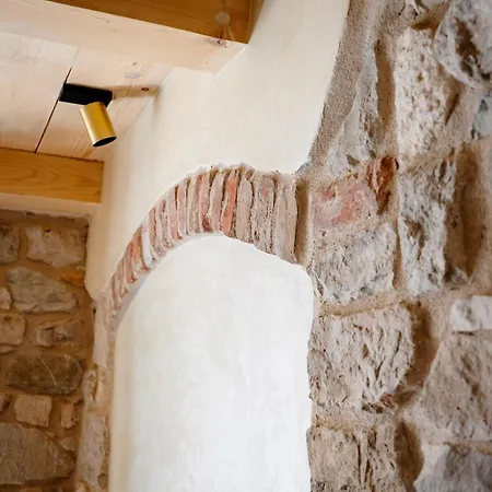 Laurentius Heritage Luxury Diocletian Palace