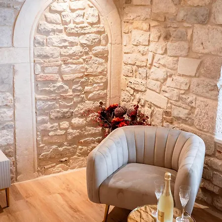 Bed & Breakfast Laurentius Heritage Luxury Diocletian Palace