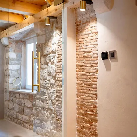 Laurentius Heritage Luxury Diocletian Palace