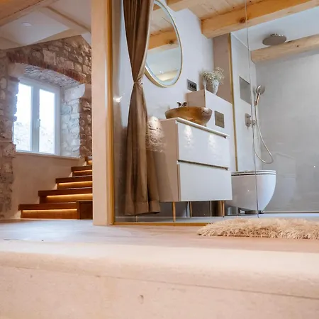 Bed & Breakfast Laurentius Heritage Luxury Diocletian Palace