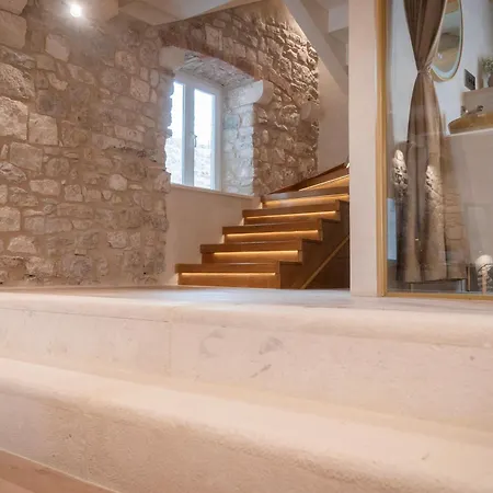 Laurentius Heritage Luxury Diocletian Palace Panzió 4*