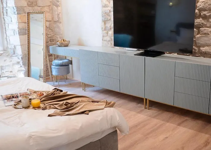 Laurentius Heritage Luxury Diocletian Palace Bed & Breakfast Split