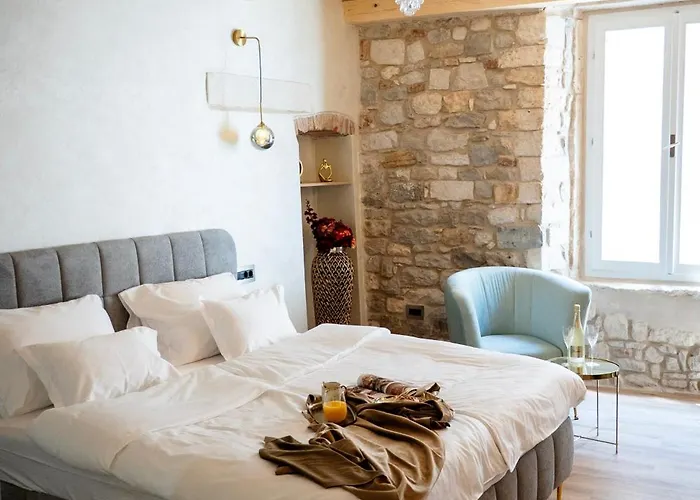 Laurentius Heritage Luxury Diocletian Palace Split
